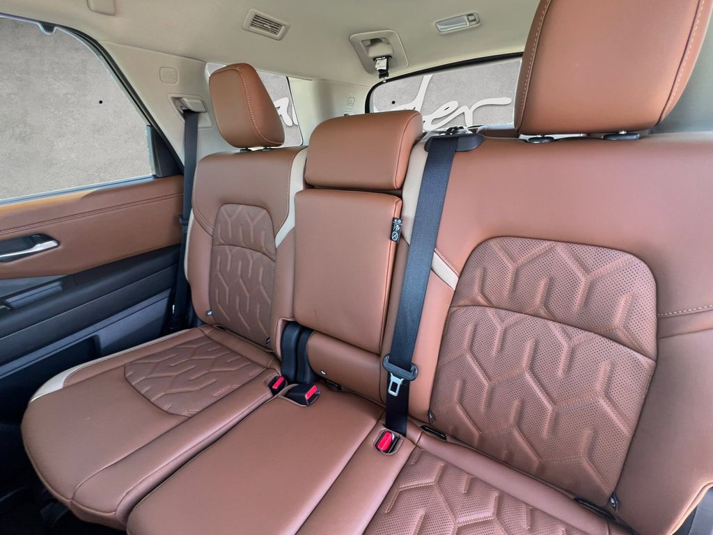 2026 Nissan Pathfinder Platinum San Marcos TX