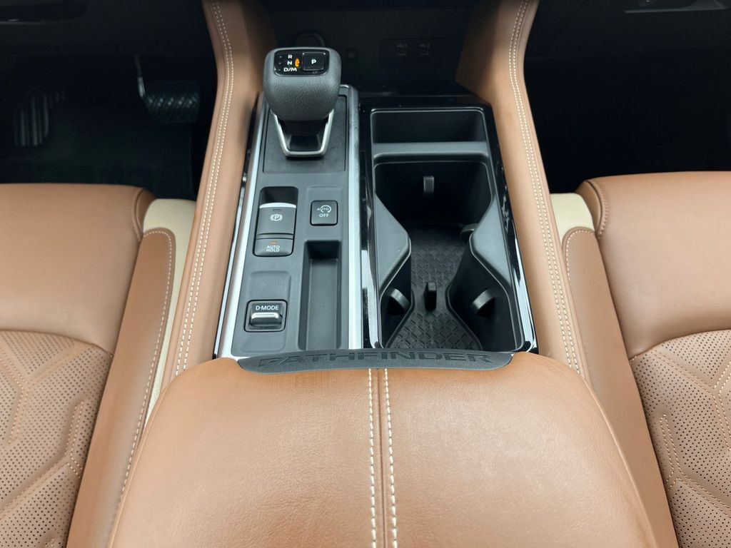 2026 Nissan Pathfinder Platinum San Marcos TX