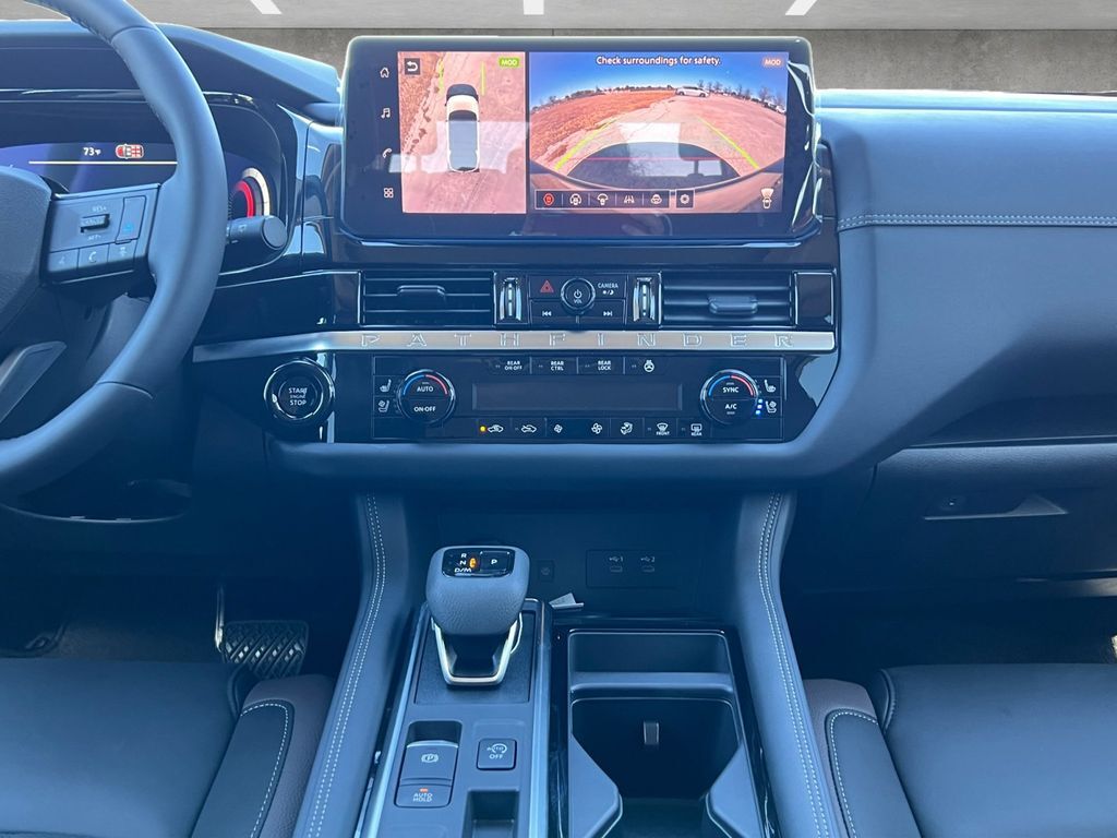 2026 Nissan Pathfinder Platinum San Marcos TX