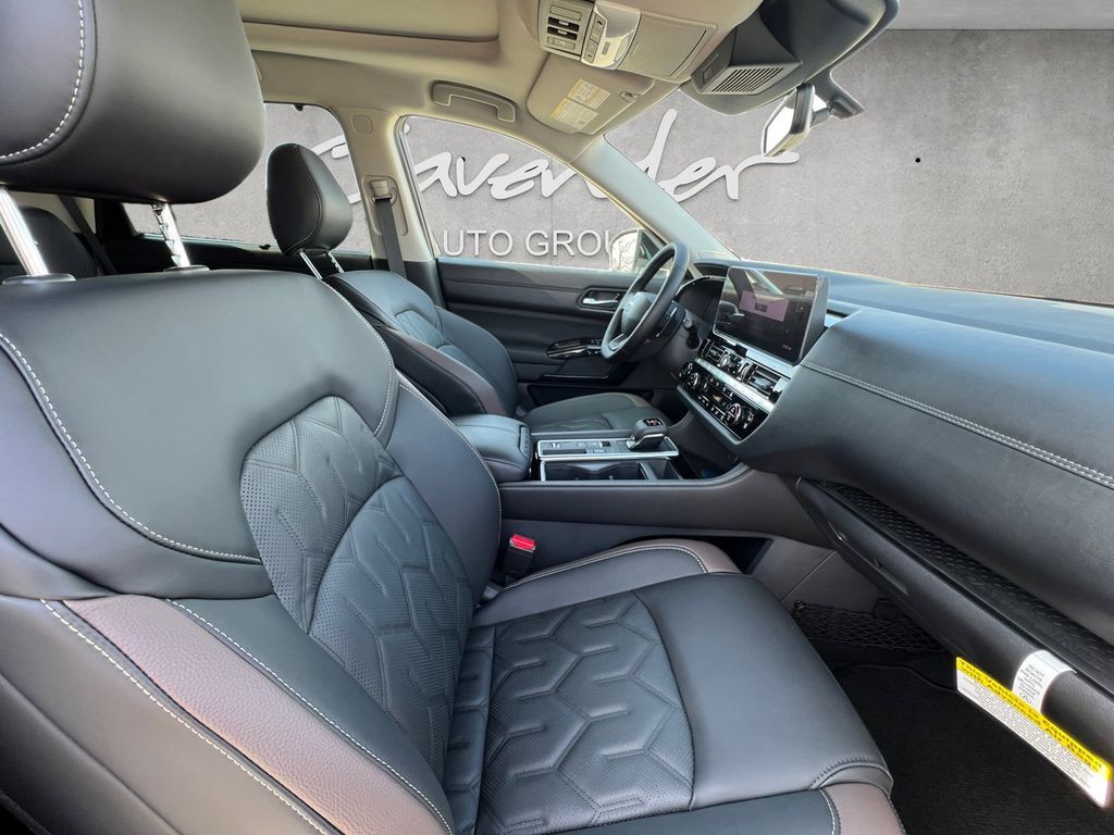 2026 Nissan Pathfinder Platinum San Marcos TX