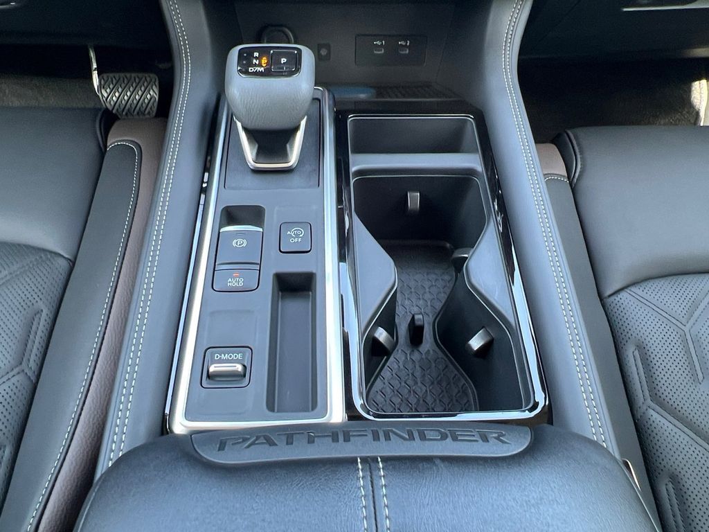 2026 Nissan Pathfinder Platinum San Marcos TX