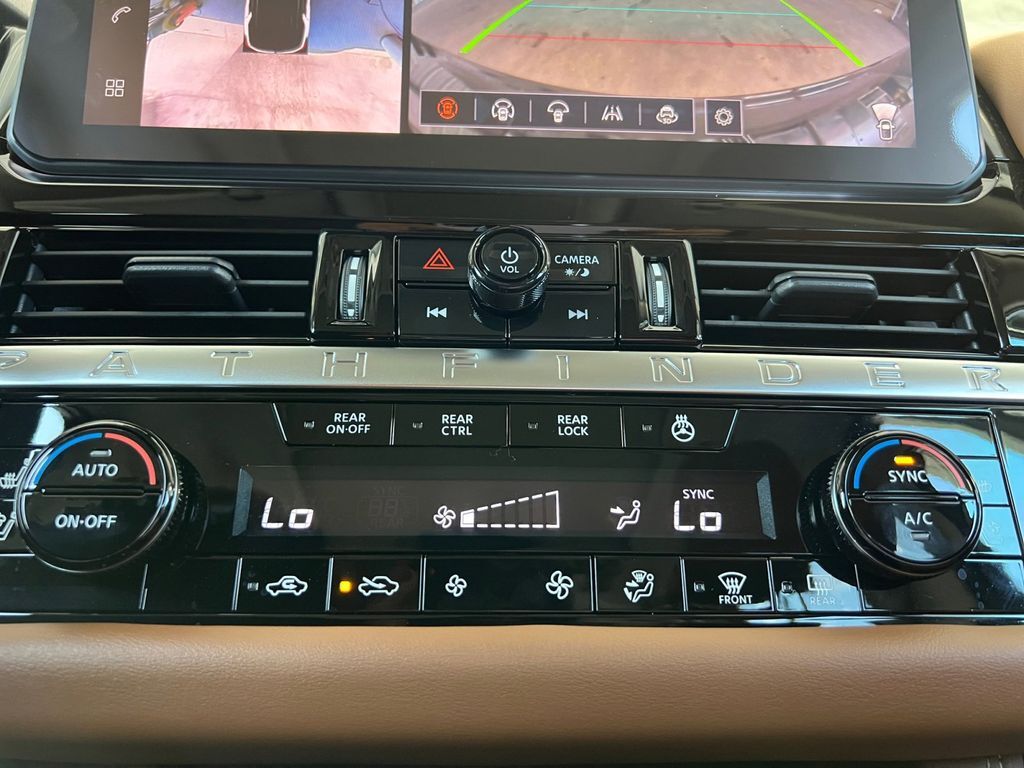 2026 Nissan Pathfinder Platinum San Marcos TX