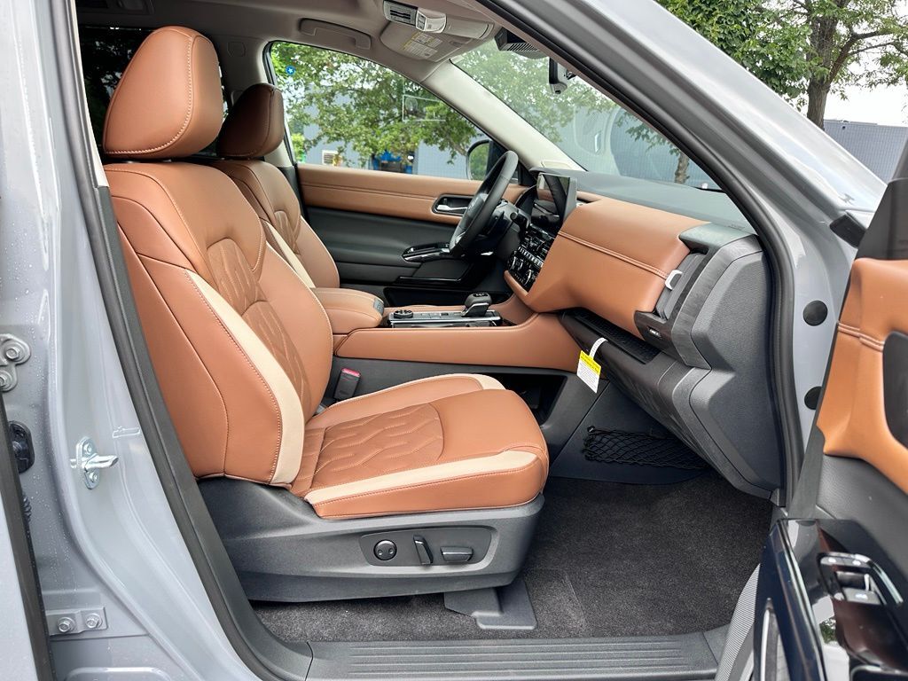 2026 Nissan Pathfinder Platinum San Clemente CA