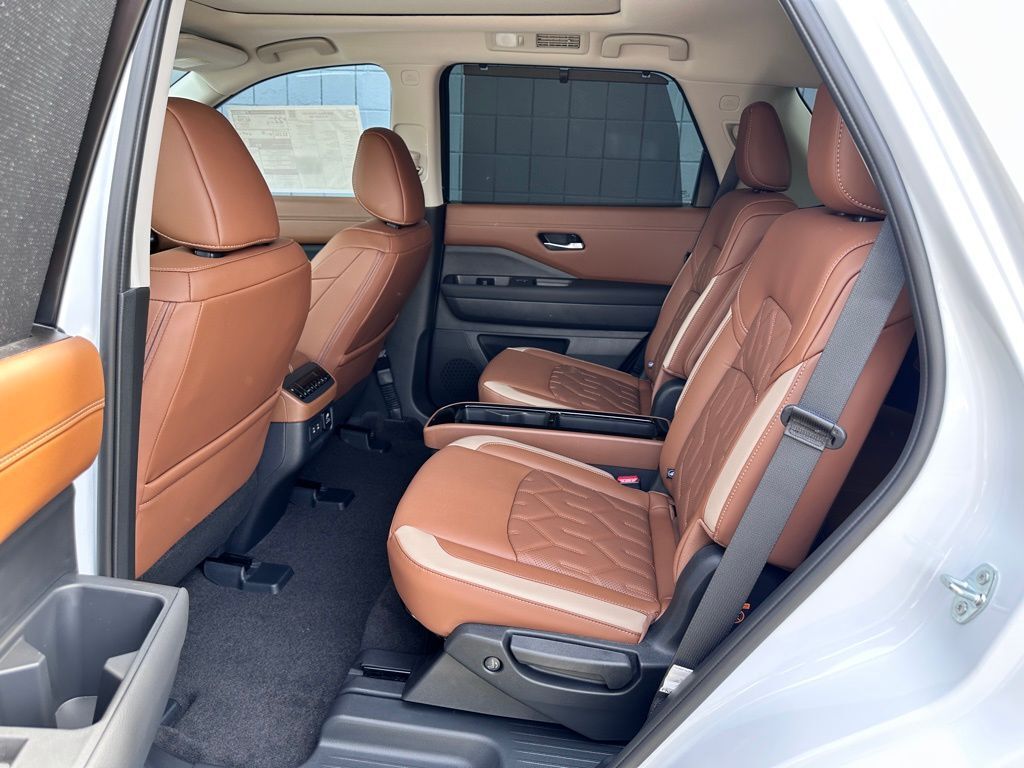 2026 Nissan Pathfinder Platinum W/ Captain Seat Package San Clemente CA