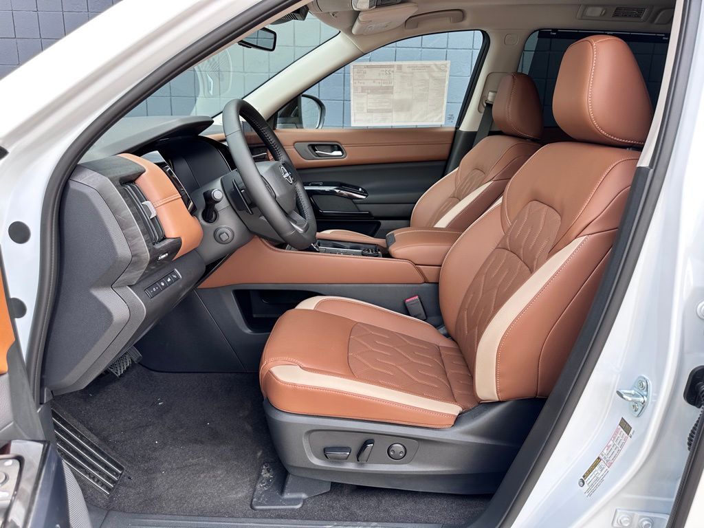 2026 Nissan Pathfinder Platinum W/ Captain Seat Package San Clemente CA