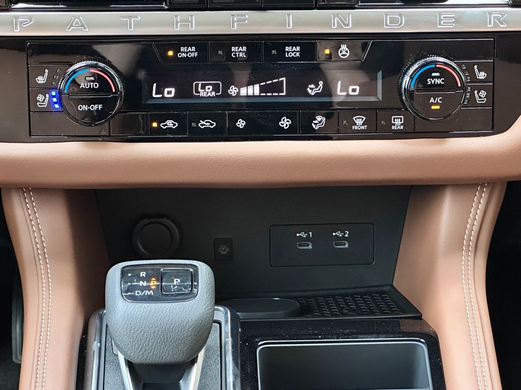 2026 Nissan Pathfinder Platinum W/ Captain Seat Package San Clemente CA