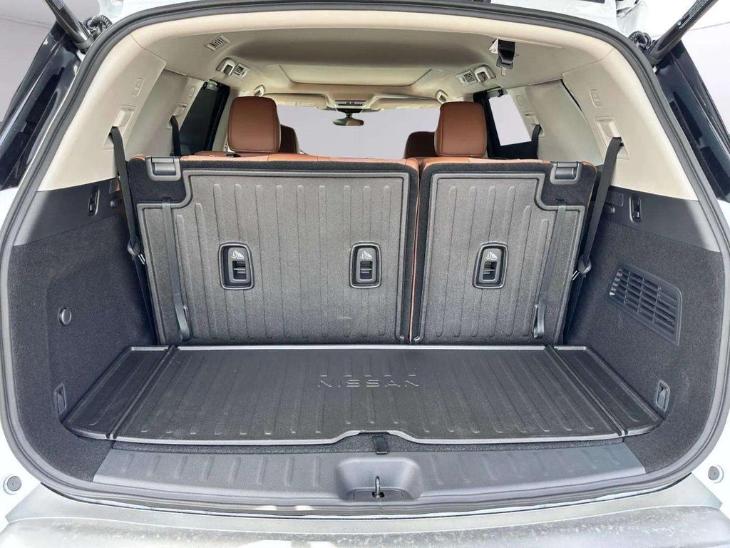 2026 Nissan Pathfinder Platinum W/ Captain Seat Package San Clemente CA