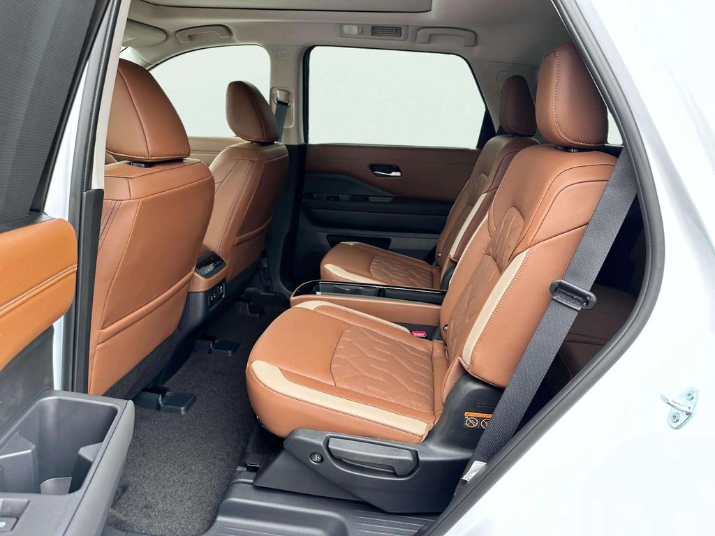 2026 Nissan Pathfinder Platinum W/ Captain Seat Package San Clemente CA