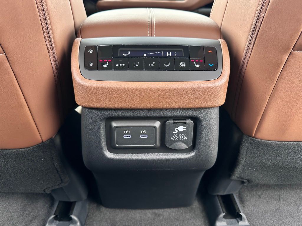 2026 Nissan Pathfinder Platinum W/ Captain Seat Package San Clemente CA
