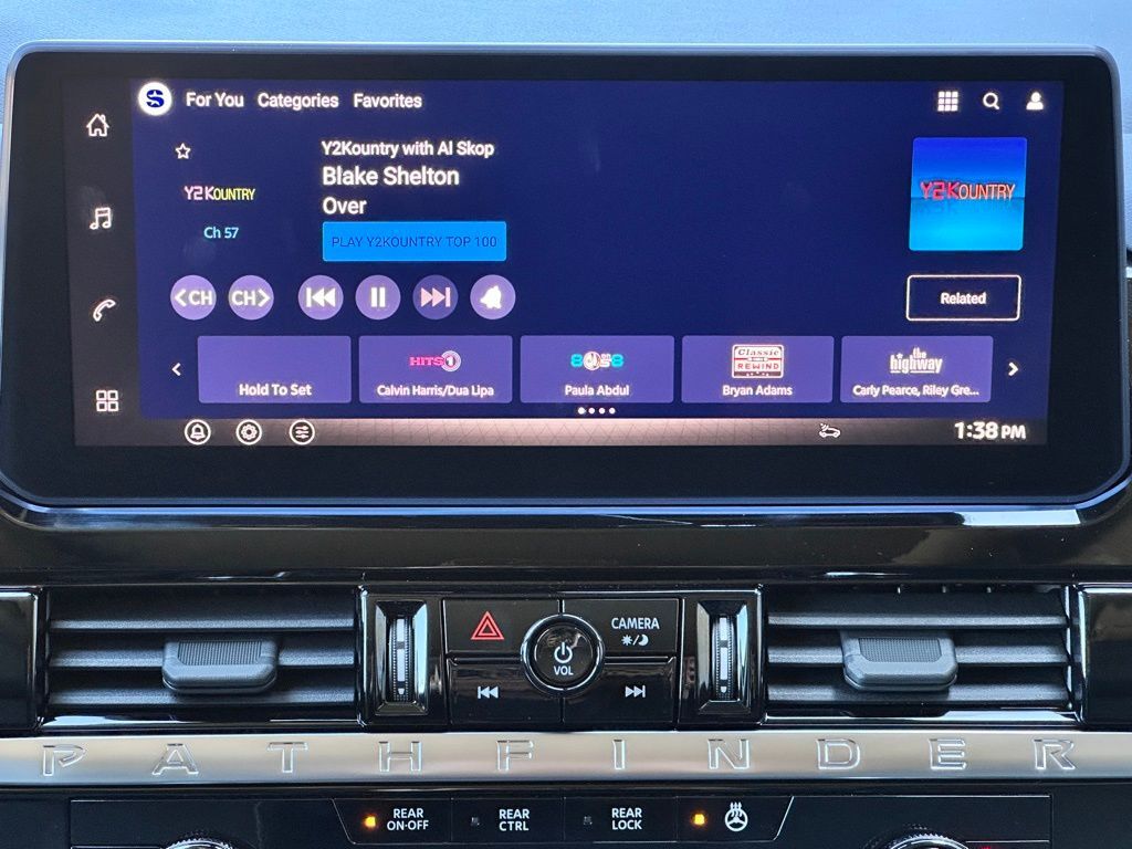 2026 Nissan Pathfinder Platinum W/ Captain Seat Package San Clemente CA