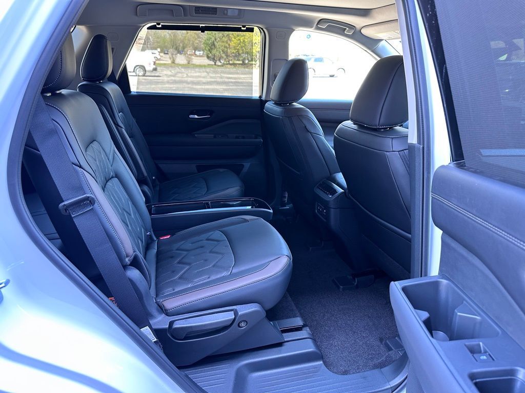 2026 Nissan Pathfinder Platinum W/ Captain Seat Package San Clemente CA