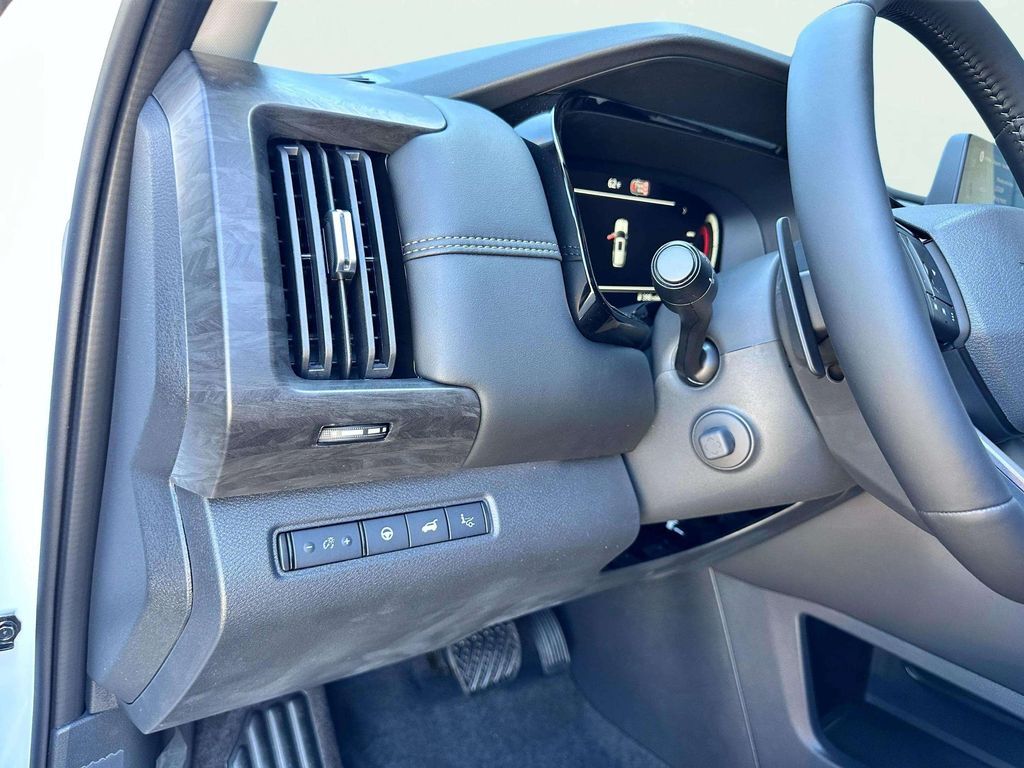 2026 Nissan Pathfinder Platinum W/ Captain Seat Package San Clemente CA