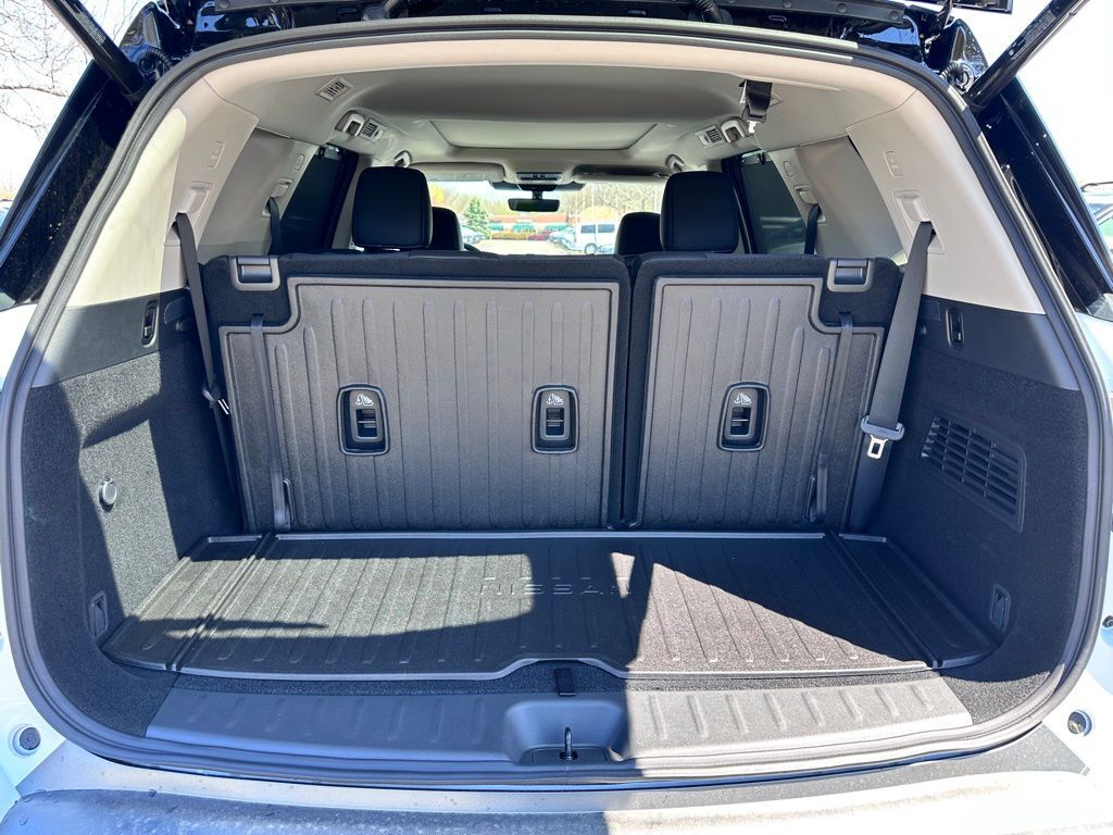 2026 Nissan Pathfinder Platinum W/ Captain Seat Package San Clemente CA