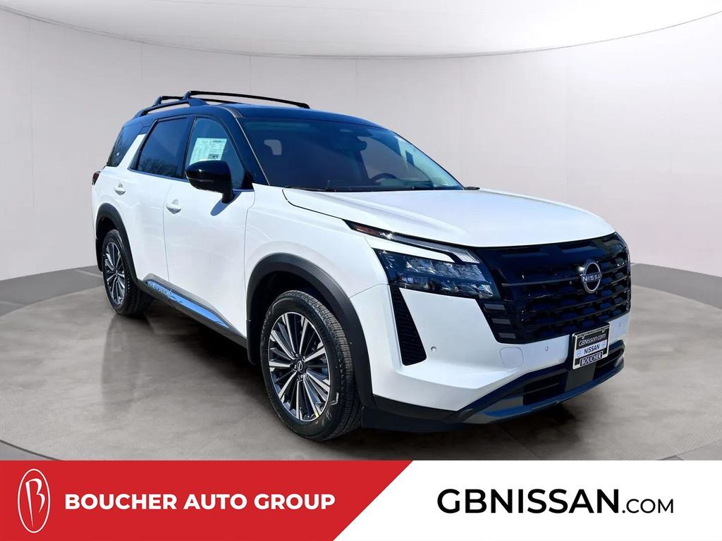 2026 Nissan Pathfinder Platinum W/ Captain Seat Package