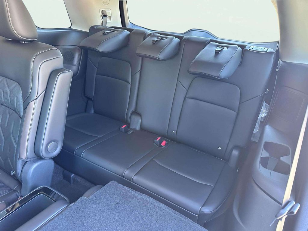 2026 Nissan Pathfinder Platinum W/ Captain Seat Package San Clemente CA