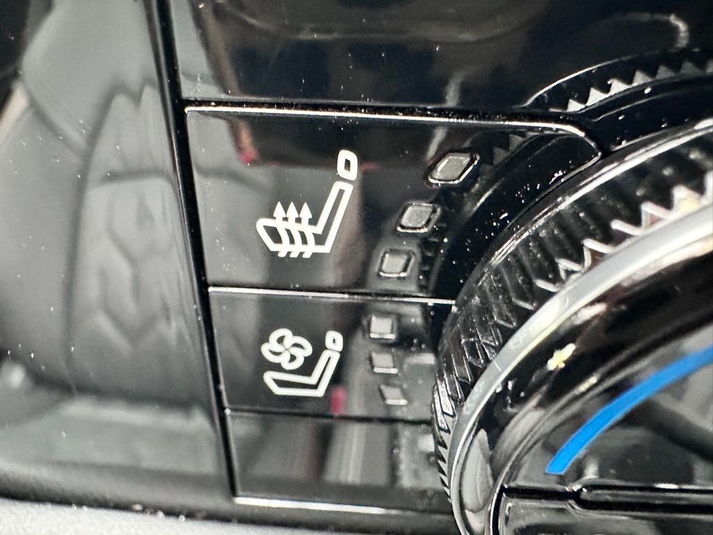 2026 Nissan Pathfinder Platinum W/ Captain Seat Package San Clemente CA