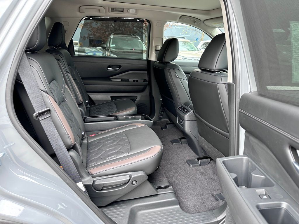 2026 Nissan Pathfinder Platinum W/ Captain Seat Package San Clemente CA