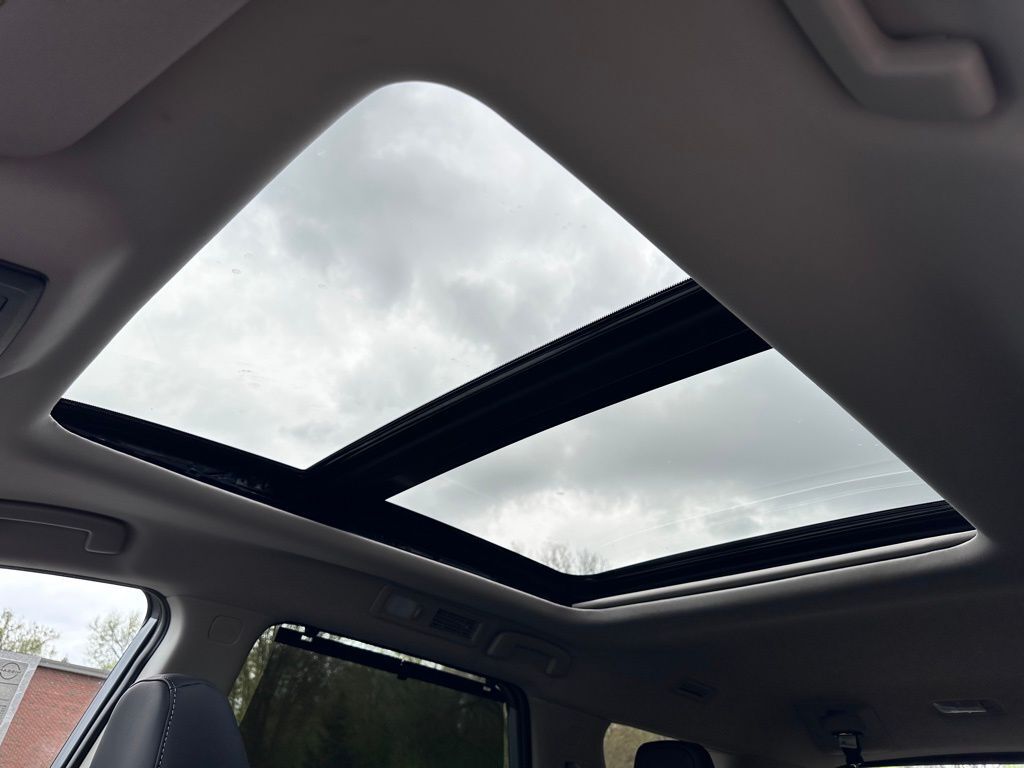 2026 Nissan Pathfinder Platinum W/ Captain Seat Package San Clemente CA