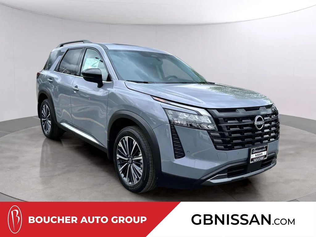2026 Nissan Pathfinder Platinum W/ Captain Seat Package
