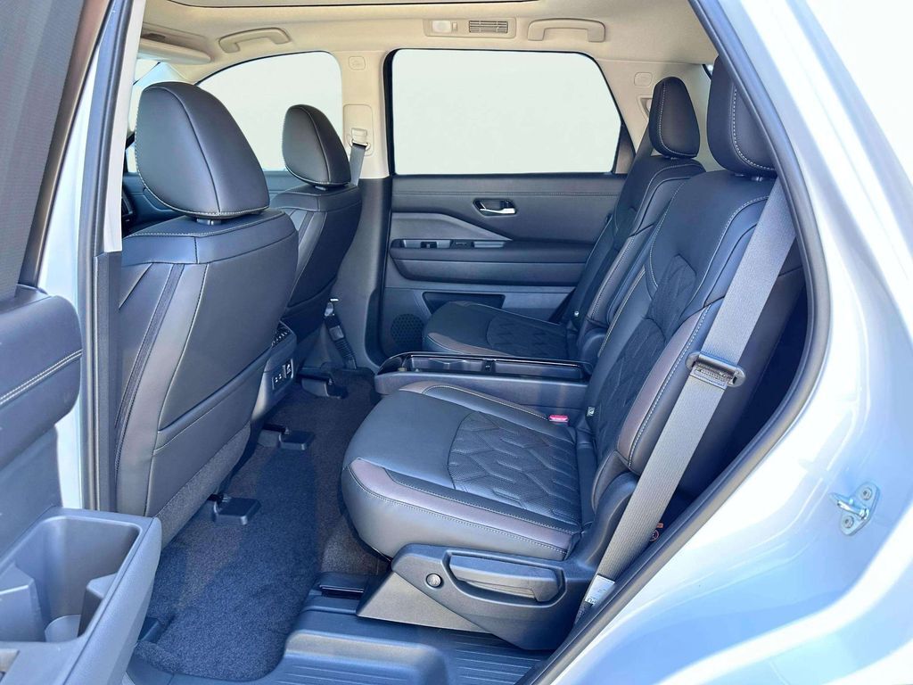 2026 Nissan Pathfinder Platinum W/ Captain Seat Package San Clemente CA