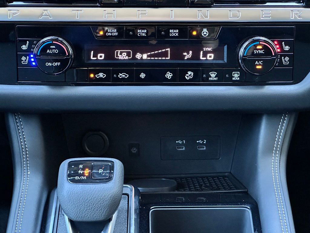 2026 Nissan Pathfinder Platinum W/ Captain Seat Package San Clemente CA