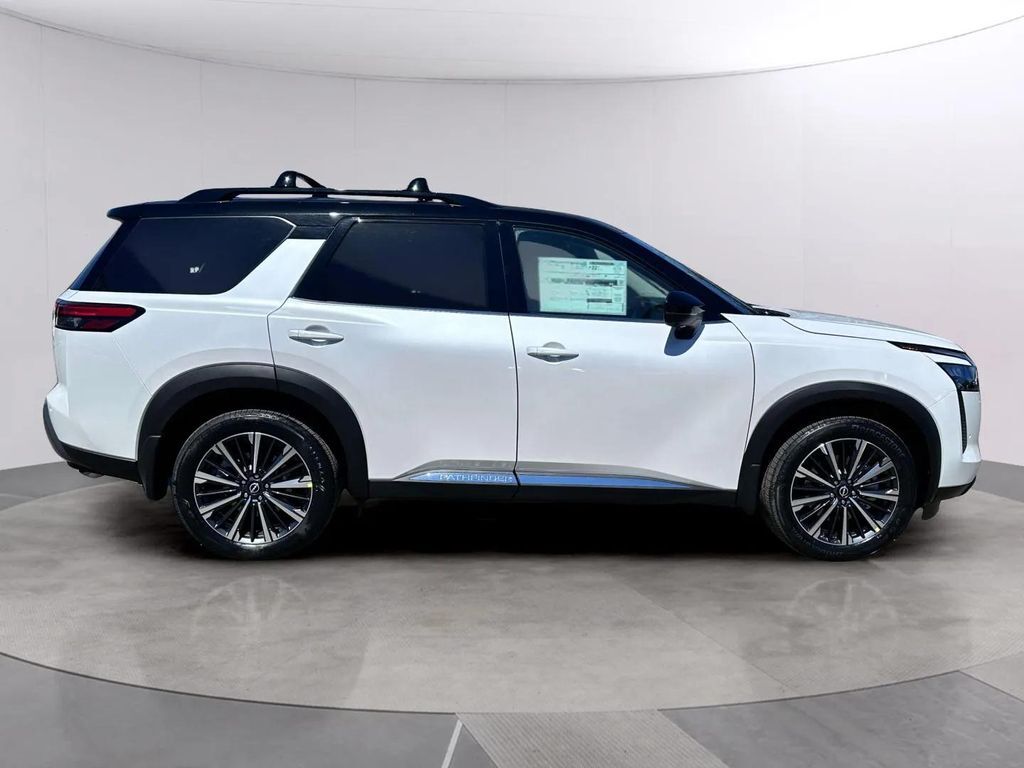 2026 Nissan Pathfinder Platinum W/ Captain Seat Package San Clemente CA