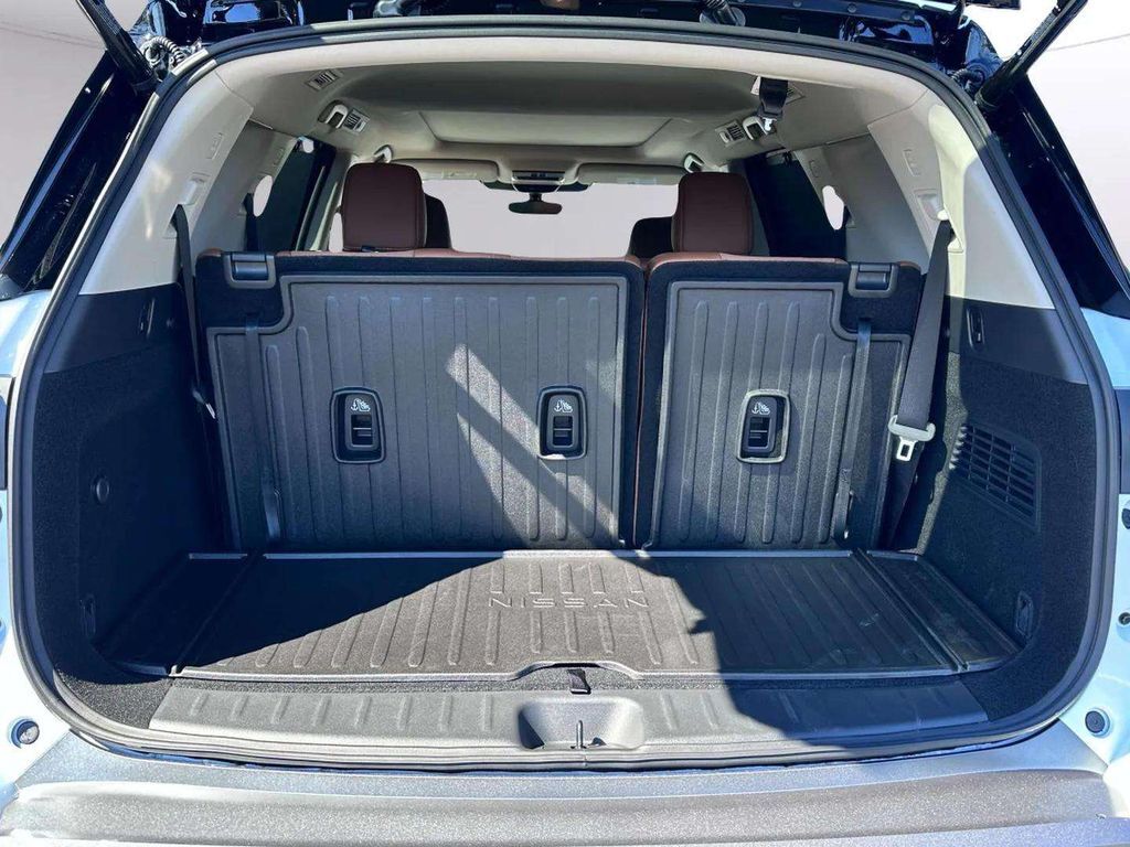 2026 Nissan Pathfinder Platinum W/ Captain Seat Package San Clemente CA