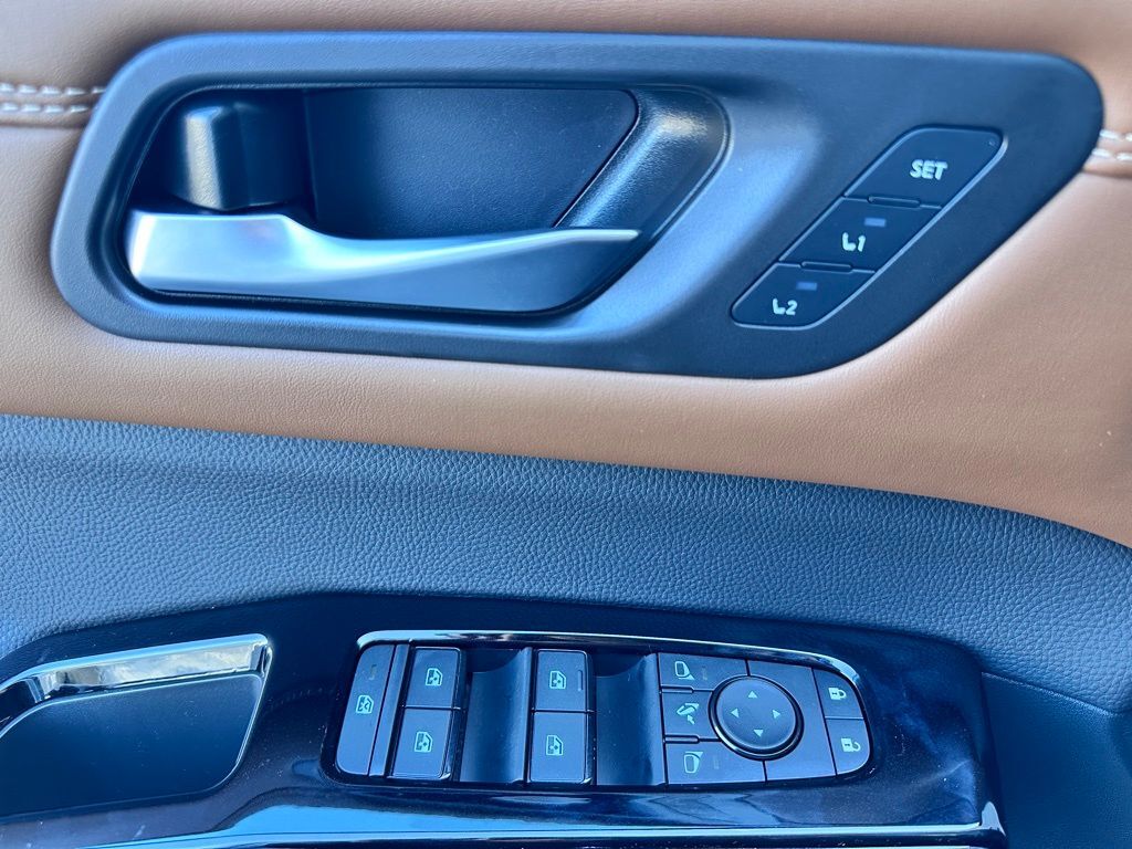 2026 Nissan Pathfinder Platinum W/ Captain Seat Package San Clemente CA