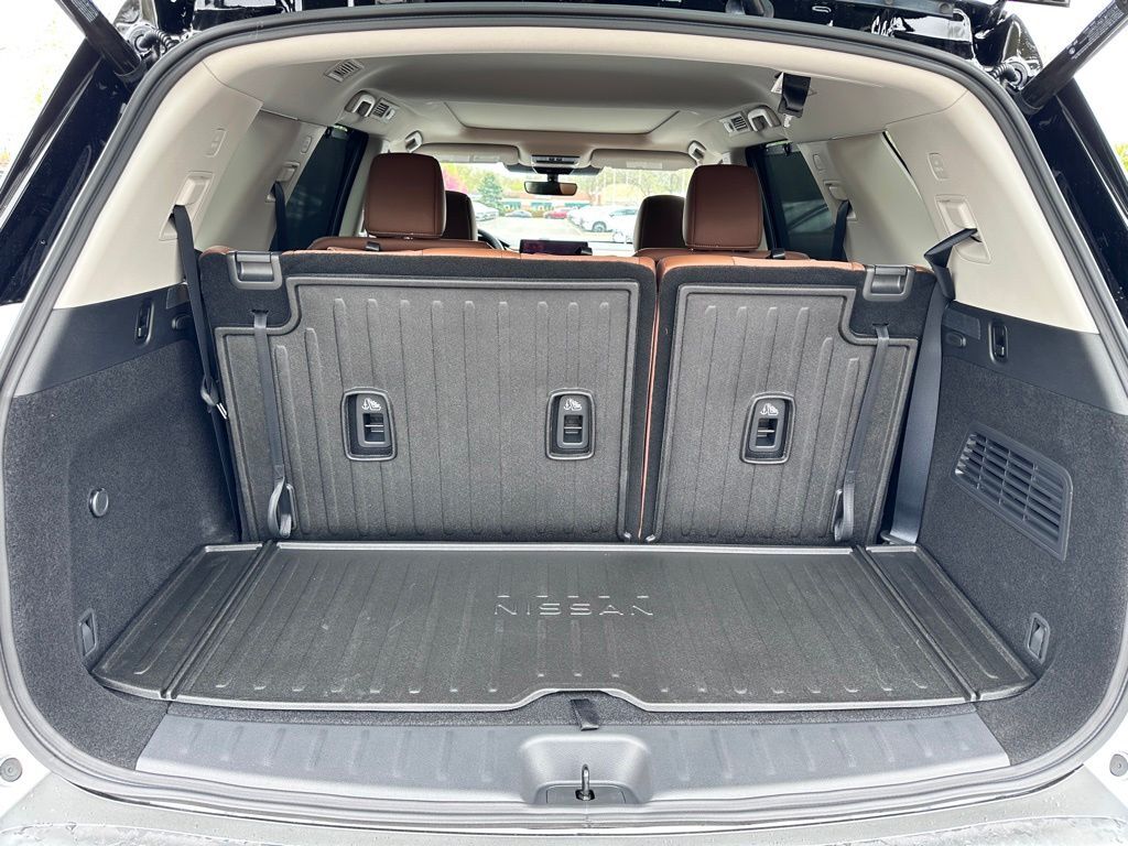 2026 Nissan Pathfinder Platinum W/ Captain Seat Package San Clemente CA