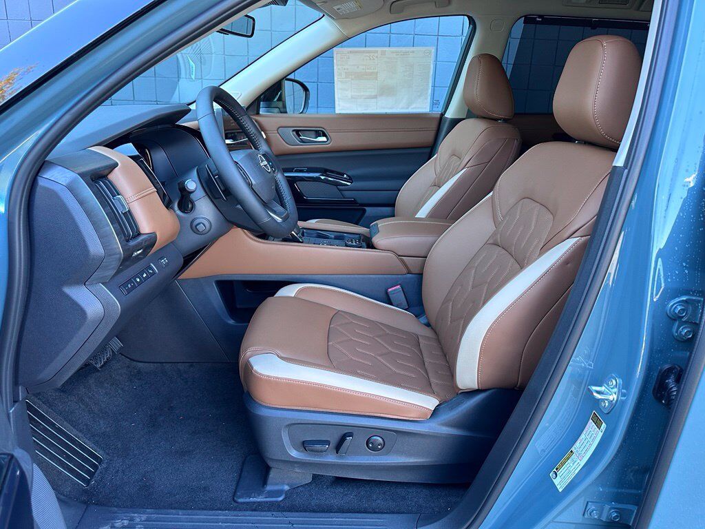 2026 Nissan Pathfinder Platinum W/ Captains Seat Pkg San Clemente CA