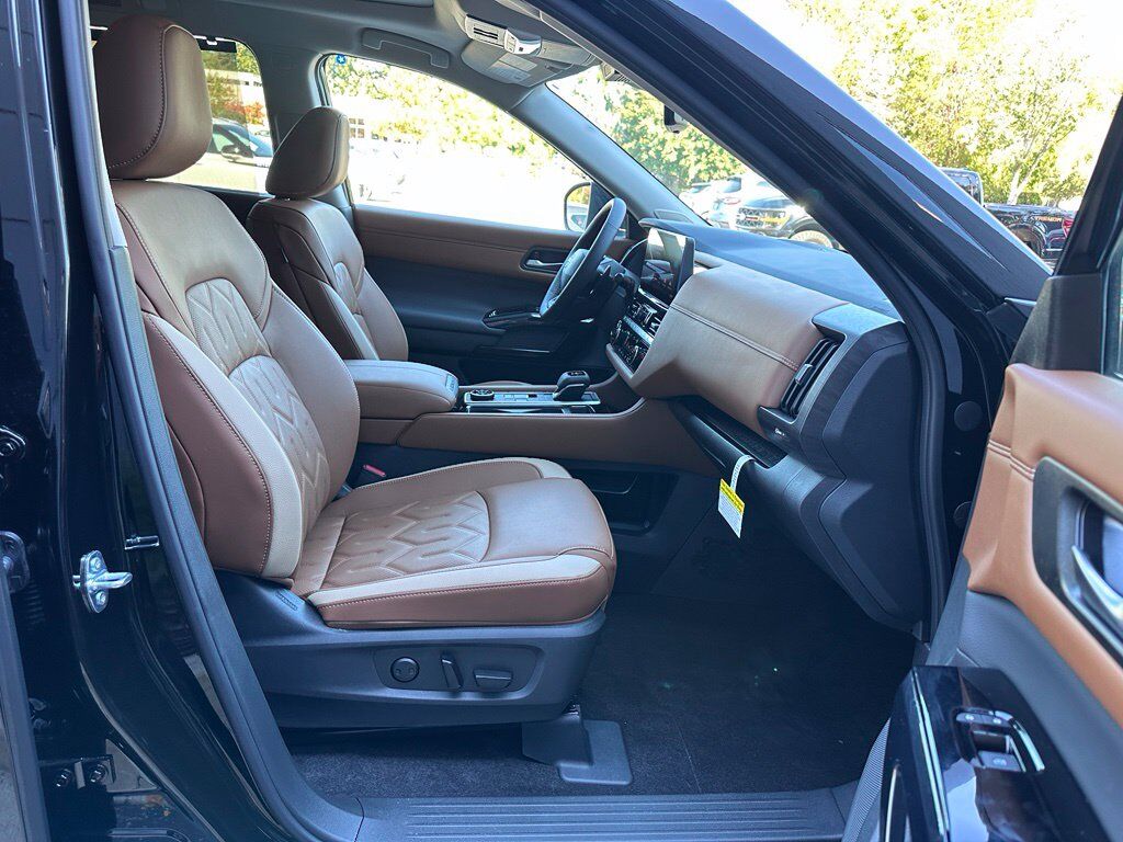 2026 Nissan Pathfinder Platinum W/ Captains Seat Pkg San Clemente CA