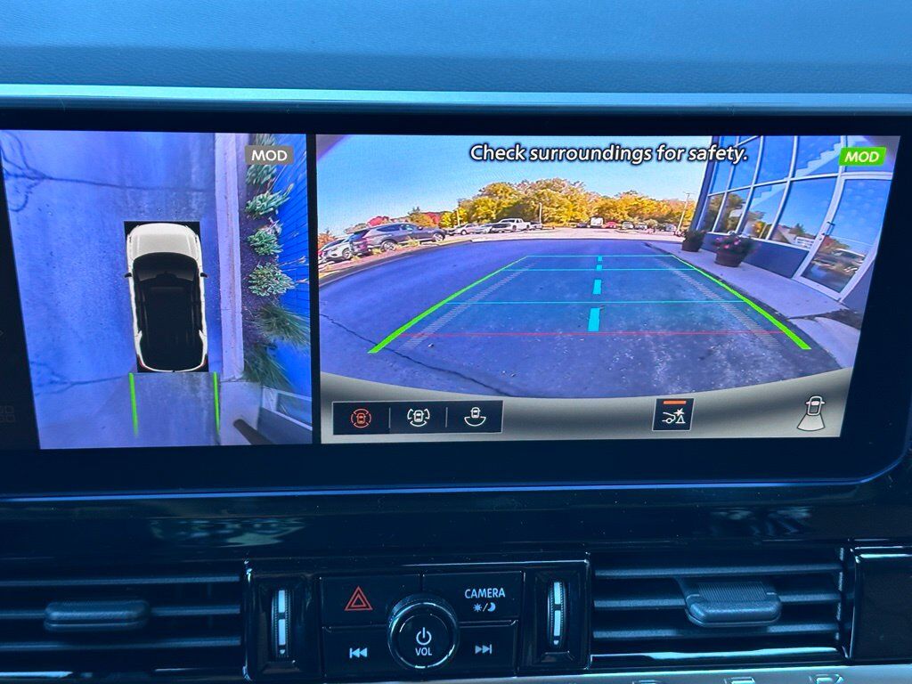 2026 Nissan Pathfinder Platinum W/ Captains Seat Pkg San Clemente CA