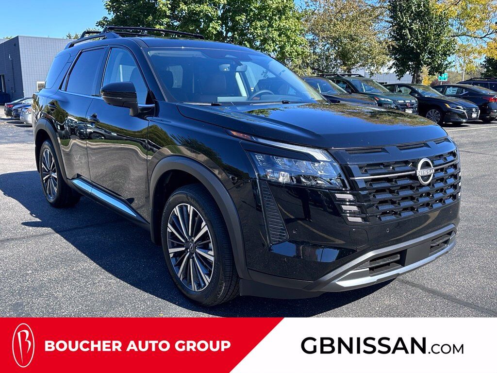 2026 Nissan Pathfinder Platinum W/ Captains Seat Pkg