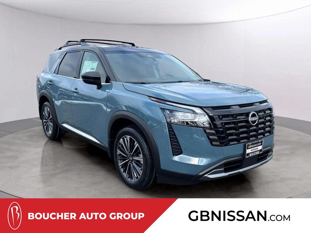 2026 Nissan Pathfinder Platinum w/Captain Chairs Pkg