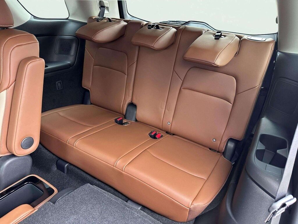 2026 Nissan Pathfinder Platinum w/Captain Chairs Pkg San Clemente CA