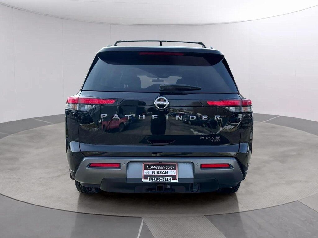 2026 Nissan Pathfinder Platinum w/Captain Chairs Pkg San Clemente CA