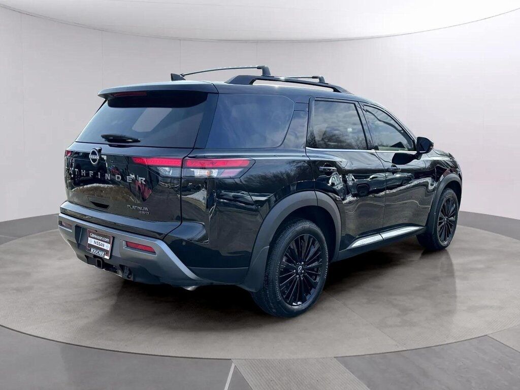 2026 Nissan Pathfinder Platinum w/Captain Chairs Pkg San Clemente CA