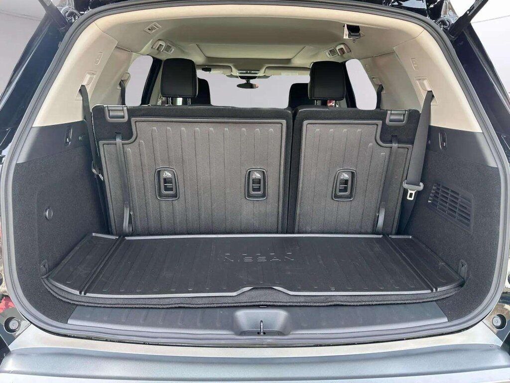 2026 Nissan Pathfinder Platinum w/Captain Chairs Pkg San Clemente CA