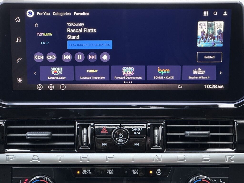 2026 Nissan Pathfinder Platinum w/Captain Chairs Pkg San Clemente CA