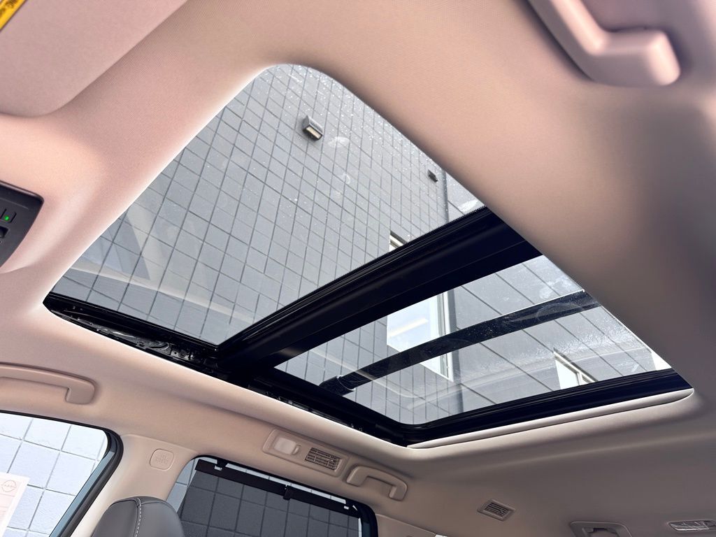 2026 Nissan Pathfinder Platinum w/Captain Chairs Pkg San Clemente CA