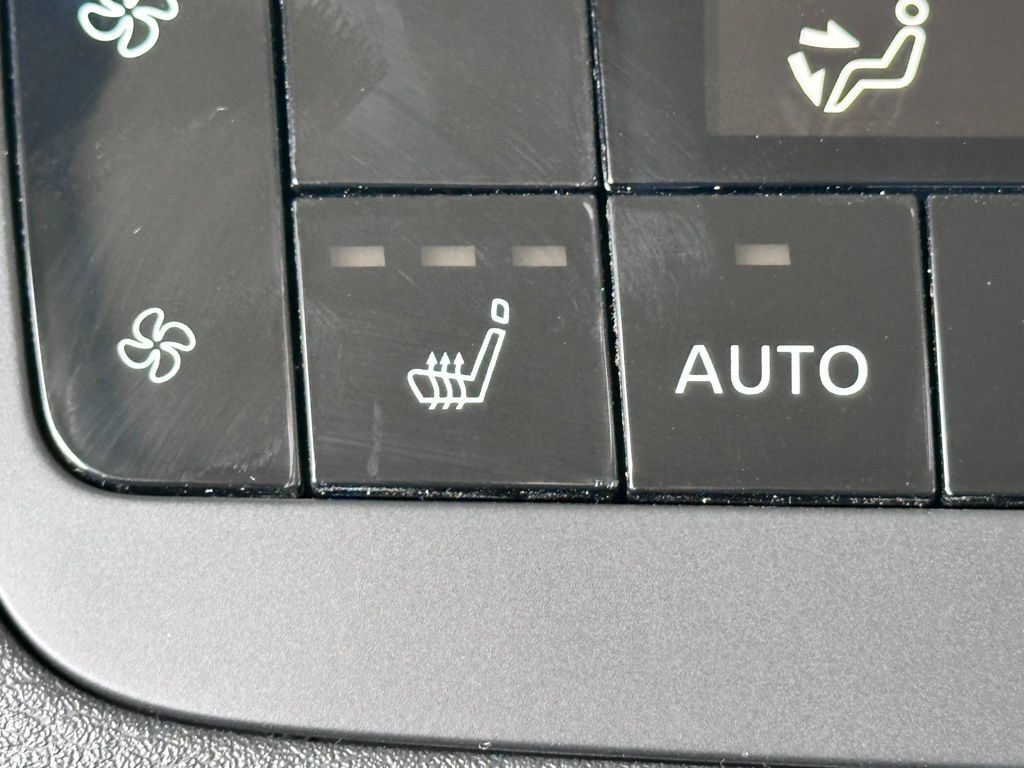 2026 Nissan Pathfinder Platinum w/Captain Chairs Pkg San Clemente CA