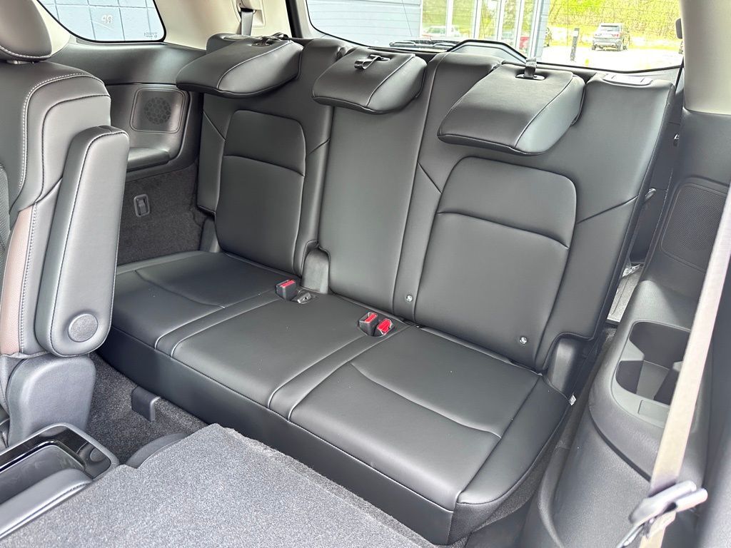2026 Nissan Pathfinder Platinum w/Captain Chairs Pkg San Clemente CA
