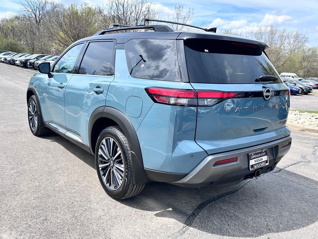 2026 Nissan Pathfinder Platinum w/Captain Chairs Pkg San Clemente CA