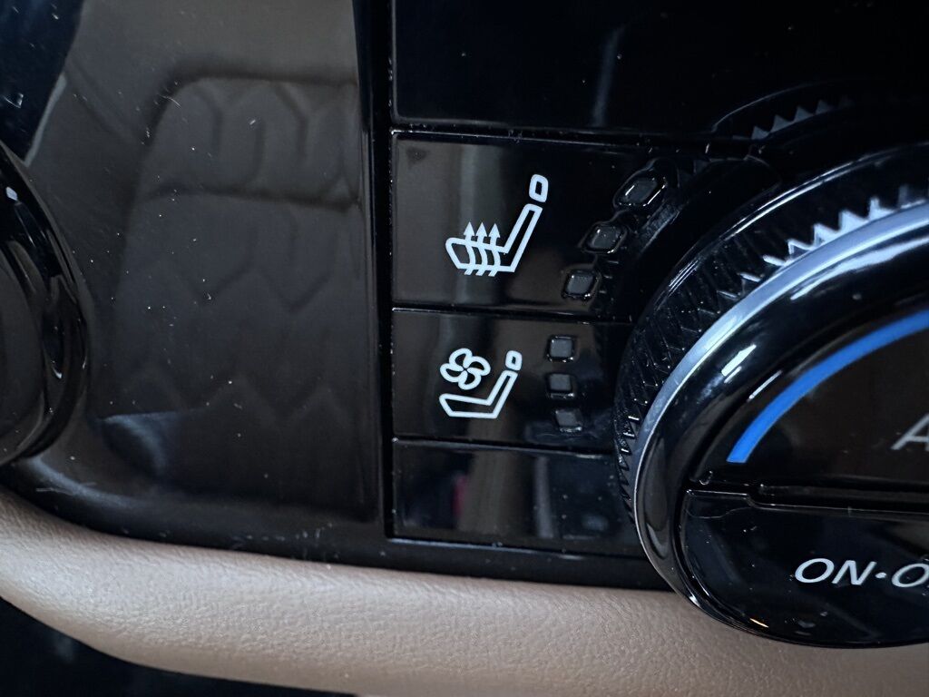 2026 Nissan Pathfinder Platinum w/Captain Chairs Pkg San Clemente CA