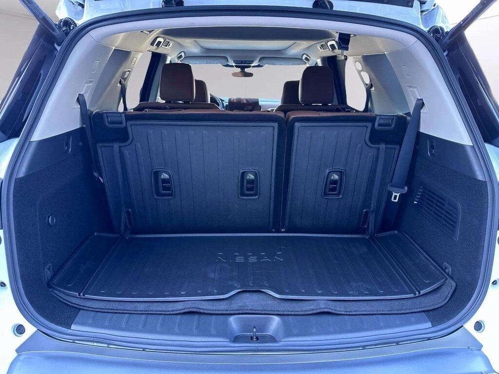 2026 Nissan Pathfinder Platinum w/Captain Chairs Pkg San Clemente CA