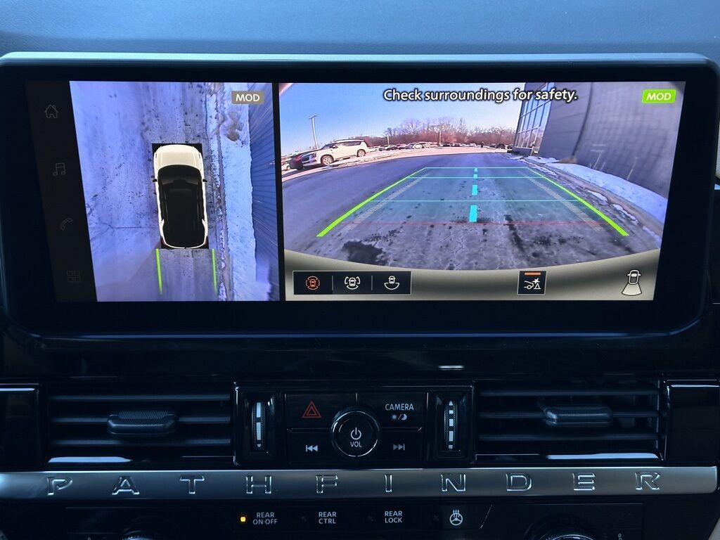 2026 Nissan Pathfinder Platinum w/Captain Chairs Pkg San Clemente CA