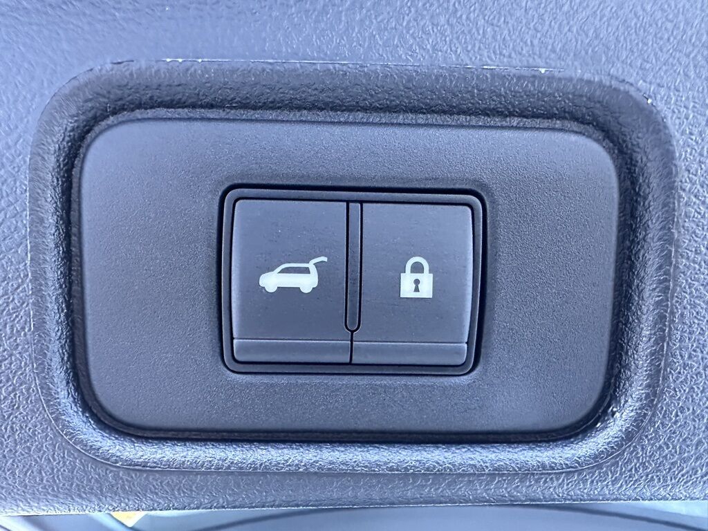 2026 Nissan Pathfinder Platinum w/Captain Chairs Pkg San Clemente CA