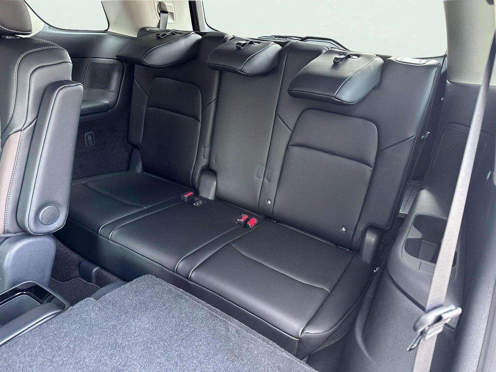 2026 Nissan Pathfinder Platinum w/Captain Chairs Pkg San Clemente CA