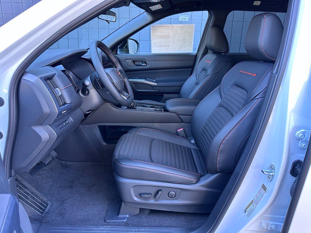 2026 Nissan Pathfinder Rock Creek W/ Captains Chairs Pkg San Clemente CA