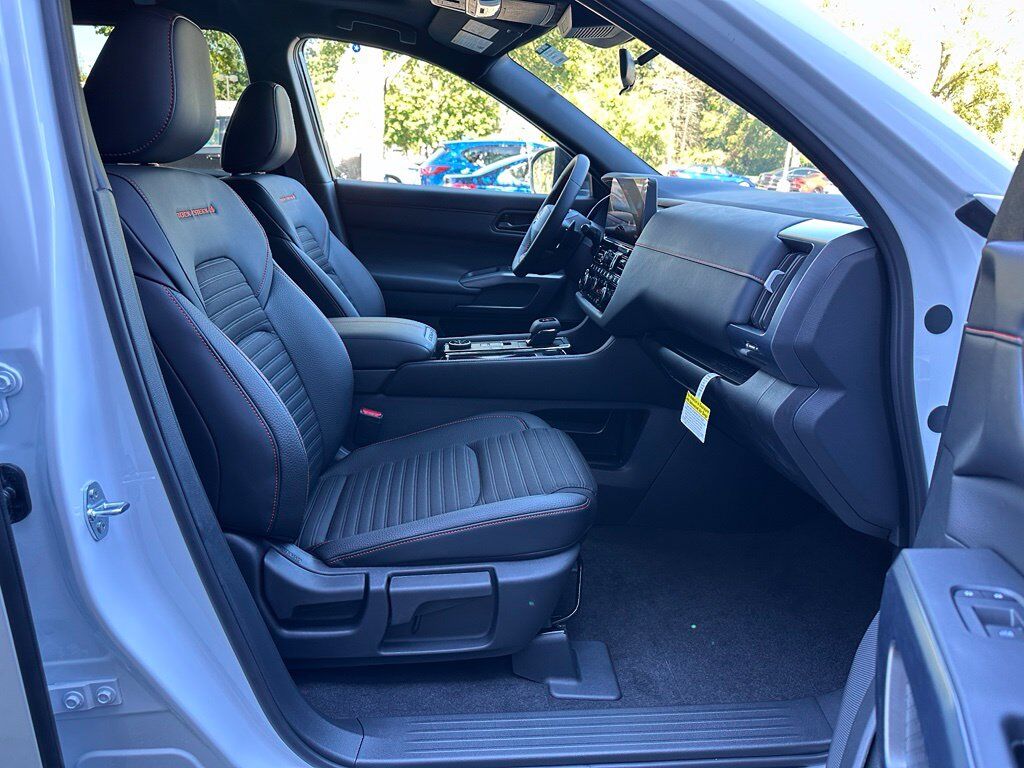 2026 Nissan Pathfinder Rock Creek W/ Captains Chairs Pkg San Clemente CA